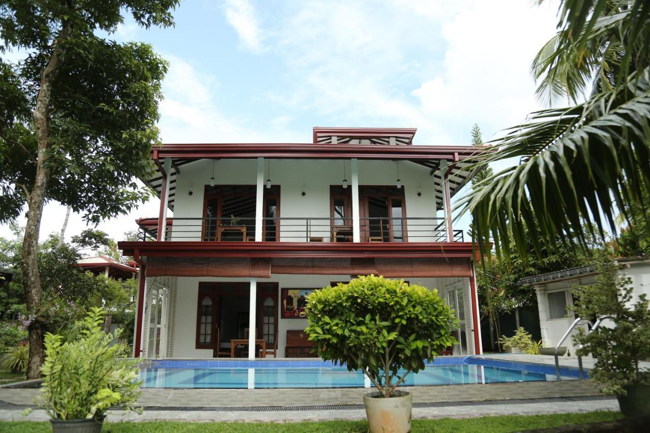 Villa A.Sms Induruwa Εξωτερικό φωτογραφία