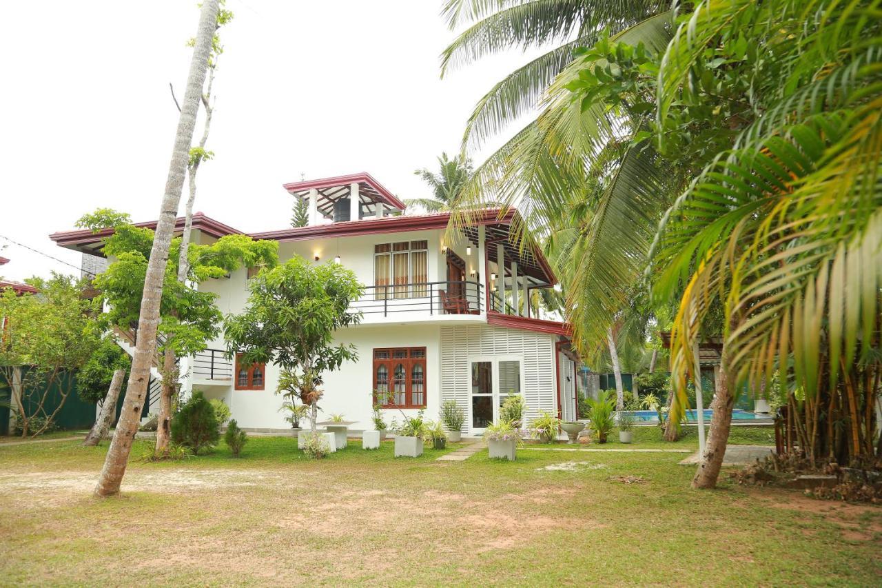 Villa A.Sms Induruwa Εξωτερικό φωτογραφία